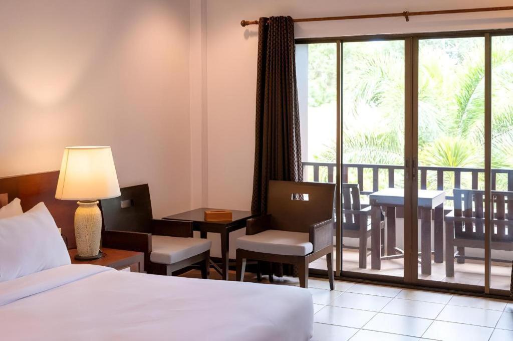 Rose Bay Resort Pattaya Eksteriør billede