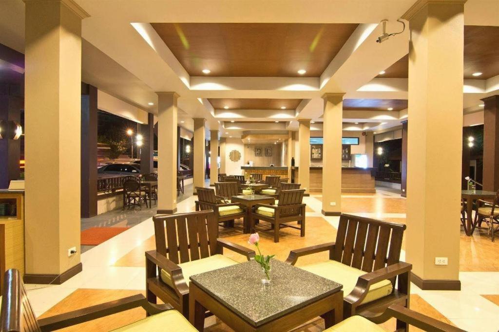 Rose Bay Resort Pattaya Eksteriør billede