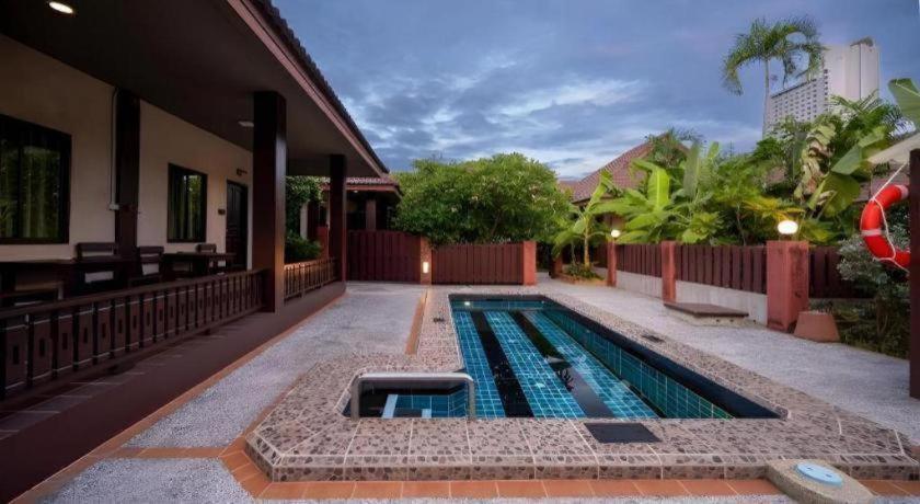 Rose Bay Resort Pattaya Eksteriør billede